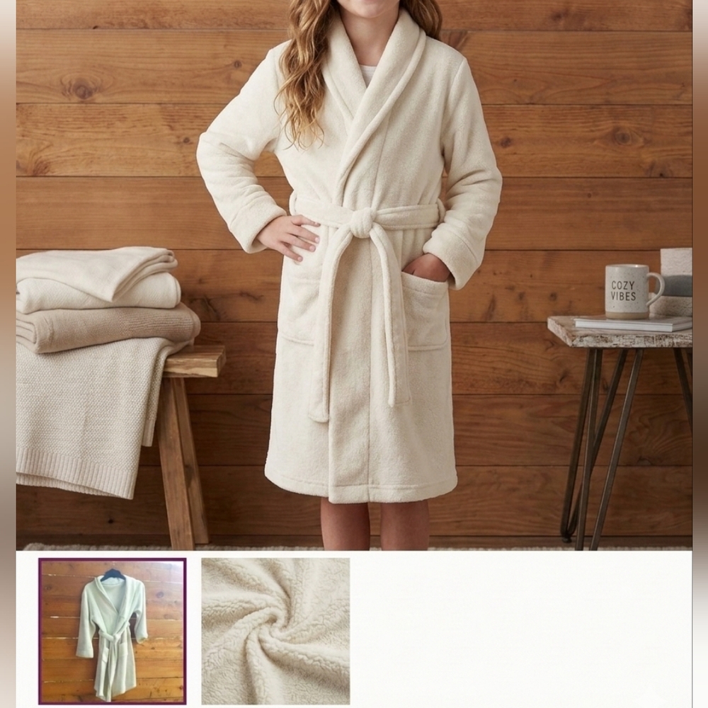 Plush Fluffy Teddy Robe Cozy Soft Hooded Spa Pajama Loungewear Kids Large 🇺🇦